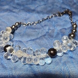 Chic Crystal and Black Beaded Necklace